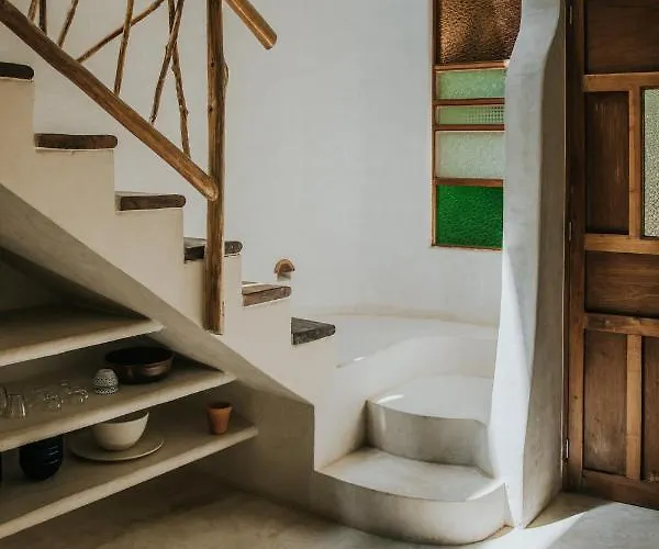Zorba Homes * Tulum