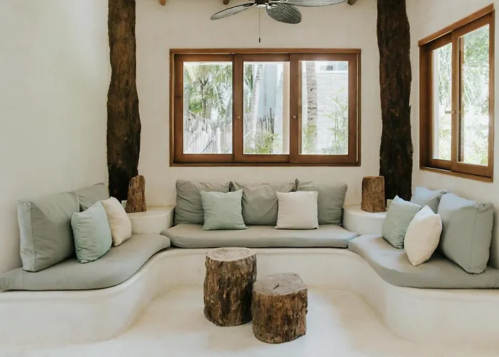 Zorba Homes * Tulum