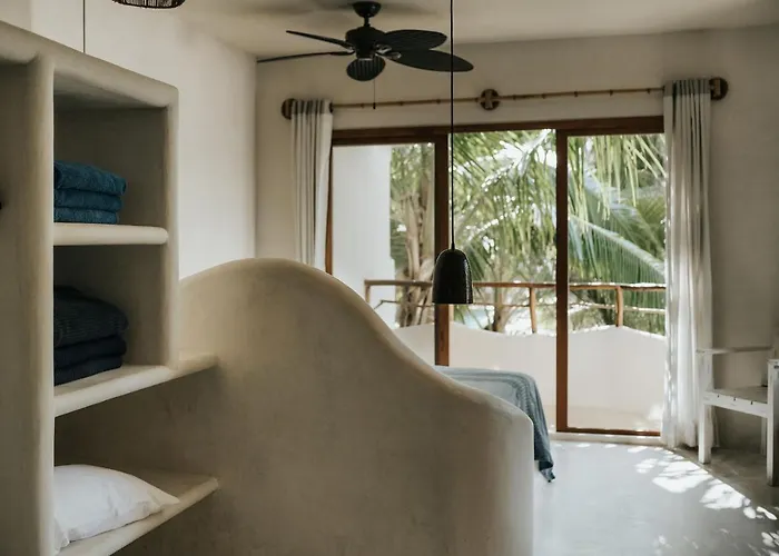 Zorba Homes * Tulum