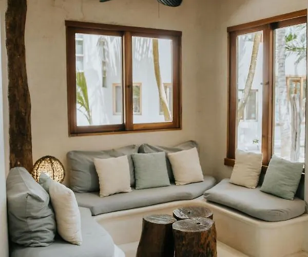 Pousada Zorba Homes