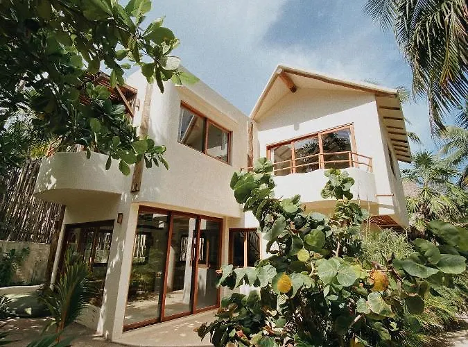 Zorba Homes Tulum