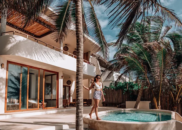 Zorba Homes * Tulum